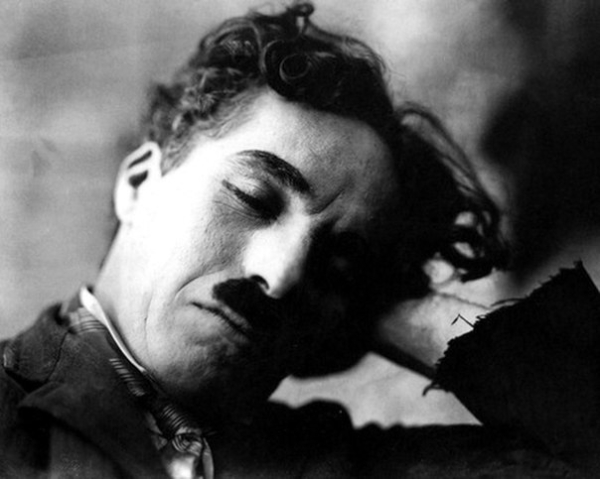 Чарли Чаплин, прибл. 1924 год.

..1