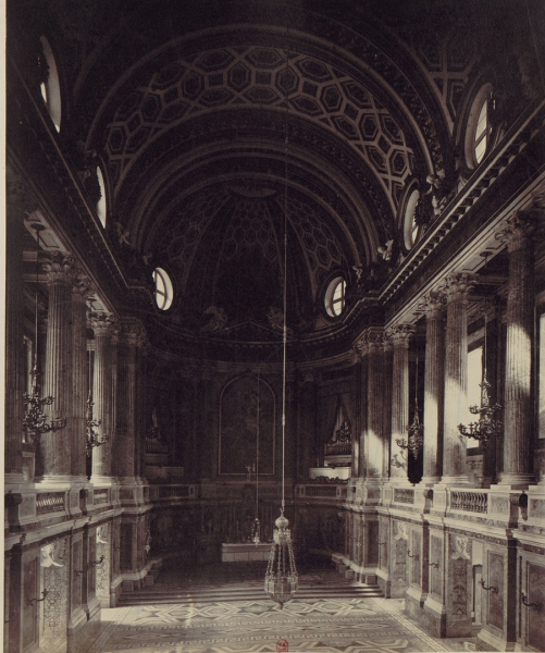 Королевский дворец — самое большое здание, возведённое в Европе..2