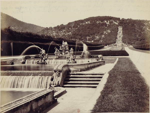 Королевский дворец — самое большое здание, возведённое в Европе..4