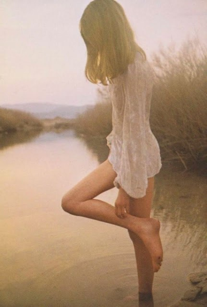 Ламповые фотографии девушек от британского фотографа David Hamilton,..8