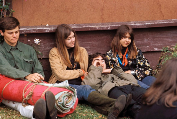 Любители музыки на Monterey Pop Festival, 1967 год.

..0