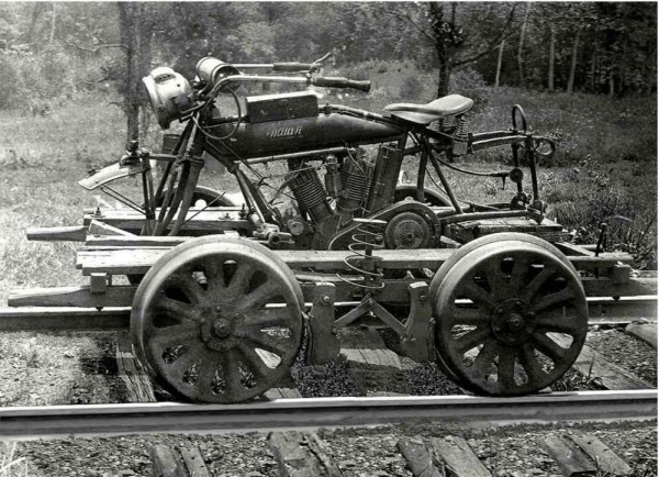 Мотоцикл для восхождения на гору, 1920-е.

..0