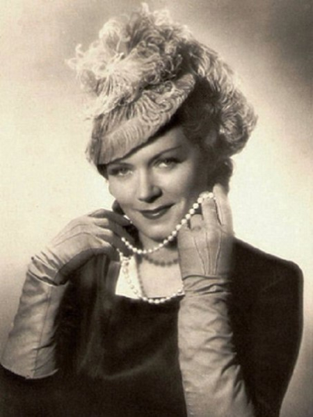 Ольга Константиновна Чехова  — русская и немецкая актриса..9