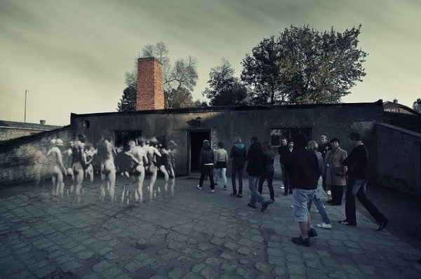 Призраки концлагеря Аушвиц 1943-2016

..0