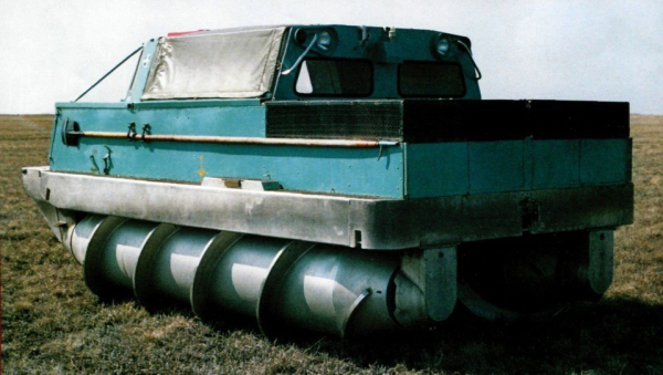 ЗИЛ-29061 (ПЭМ-1М ) — шнекороторный снегоболотоход..0