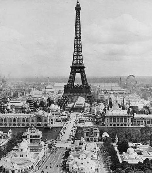 31.03.1889 состоялось официальное открытие Эйфелевой башни...0