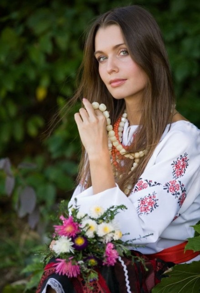 Национальные костюмы разных стран.

..1