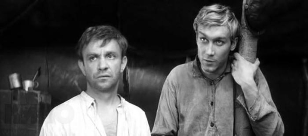 Рола́н Анто́нович Бы́ков родился 12 октября 1929 года.

Больше..1