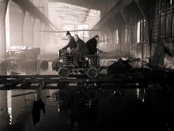 В начале 70-х годов лондонское метро столкнулось с неожиданной..0