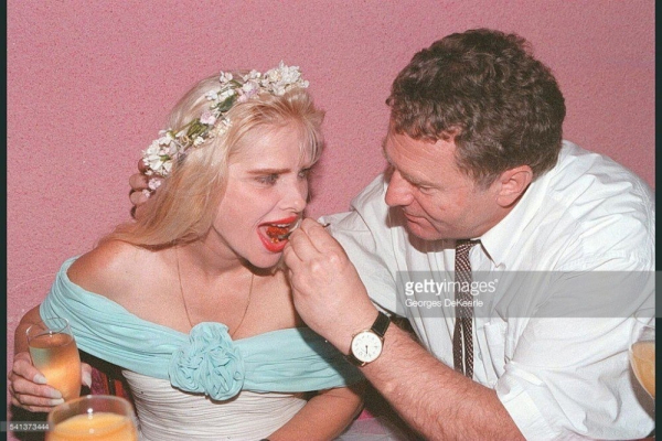 Владимир Жириновский и итальянско-венгерская порнозвезда и..1