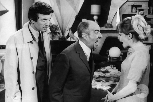 10 лучших ролей Луи де Фюнеса.

P.S. Для тех, у кого не отображается..5