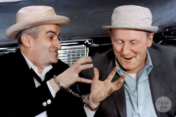 10 лучших ролей Луи де Фюнеса.

P.S. Для тех, у кого не отображается..3