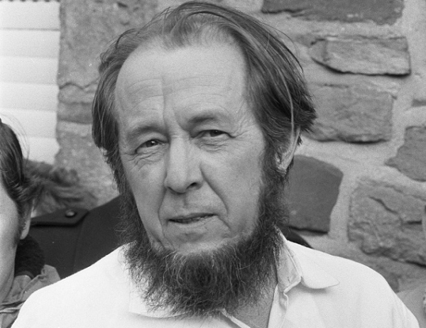 Какие доходы были у Солженицына в США.

В интервью Нью-Йорк таймс..0