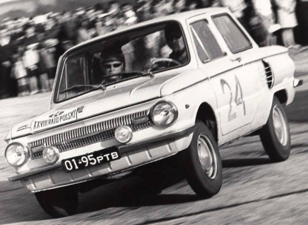 Легковой автомобиль ЗАЗ-966 на ралли XXVIII Rajd Polski, 1968 год.

Больше..0