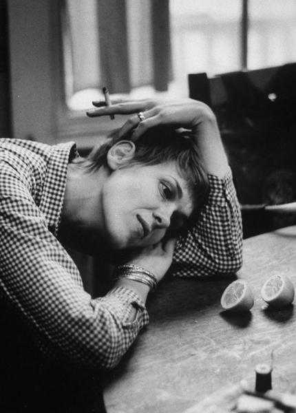 Лимон с привкусом ЛСД, США, 1963 год.

Фото сделано во время..0