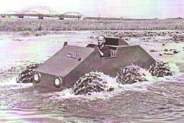 Макет ЗиЛ-Э134 № 3

Данный макет был построен СКБ ЗиЛ в 1955-1956-м гг. и..1