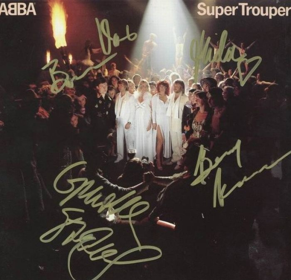 Звездные автографы.

..0