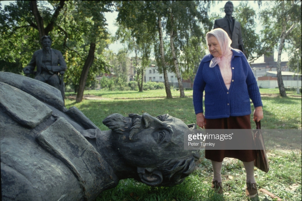Глаза в глаза, Москва, 1991 год.

..0
