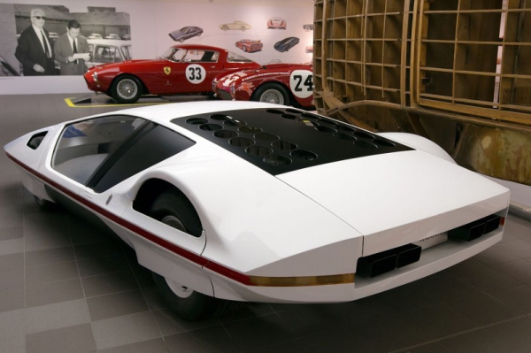 Концепт-кар Ferrari 512S Modulo.

Данный концепт был разработан в конце 60-х..3