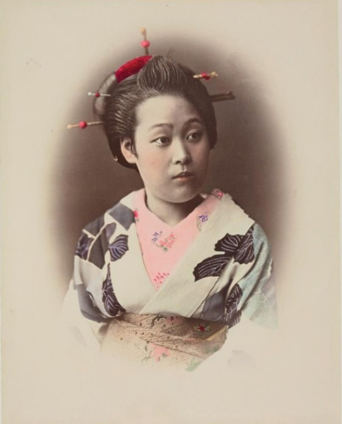 Япония в цвете, 1900-е.

 https://historyfact.ru/
Мы в..1