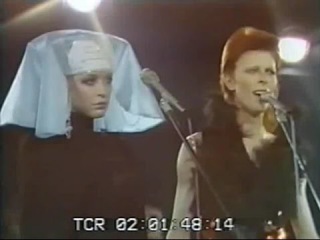Клип дня: Marianne Faithfull, David Bowie - I Got You Babe (1973).

Больше исторических..0