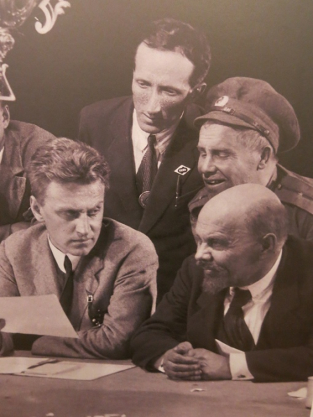 Около кино.

 https://historyfact.ru/
Мы в ТГ..1
