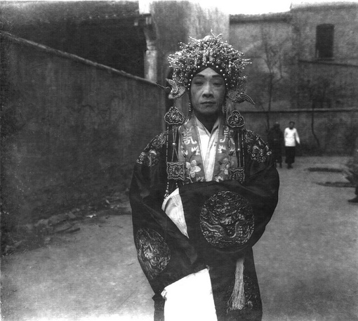Шанхай, 1930-е.
Фотограф: Луи-Филипп Мессельер.

Больше исторических..0