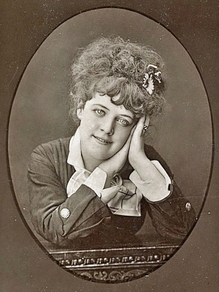 Французская актриса Жанна Самари на портретах Ренуара и в..5