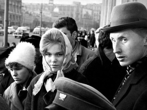 Москва. Прохожие на улице, 1962 г.
..0