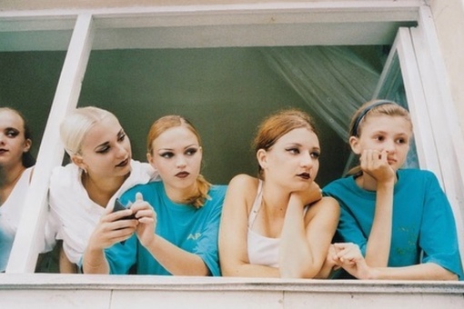 Снимки из лагеря «Артек» французского фотографа Клодин Дори,..4