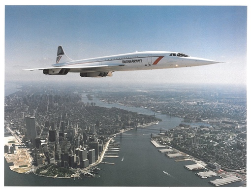 Сверхзвуковой лайнер Concorde над Нью-Йорком. США. 1980-е.
Больше..0