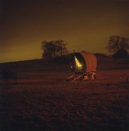 Табор британских кочевников. 1986 г. Фотограф - Иэйн МакКелл
Больше..6