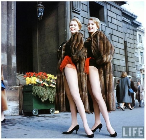 Танцовщицы-близняшки Алиса и Эллен Кесслер, 1958 год.
Больше..0