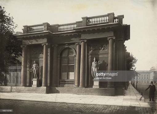 Уютный Санкт-Петербург, XIX век.
..0