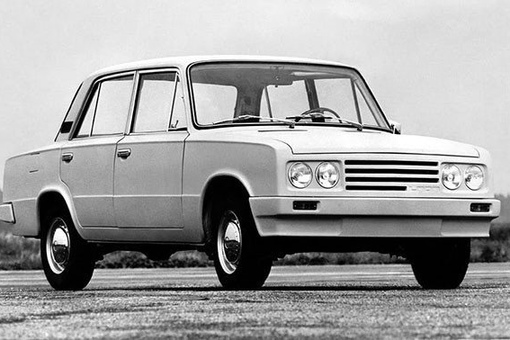 ВАЗ-Porsche 2103, 1976 год. Дизайн этой машины был разработан немцами из..0