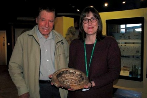 10 древних исторических артефактов, которые случайно нашли у себя..6