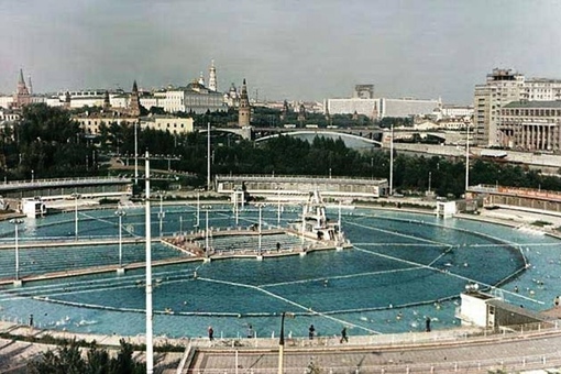 Бассейн 
