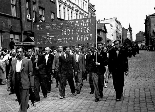 Демонстрация сторонников присоединения Латвии к СССР, 1940..2