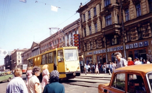 Фотографии Санкт-Петербурга 1990-х.
..6