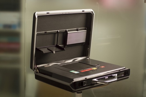 Ядерный чемоданчик первого президента СССР М.С. Горбачева и..0