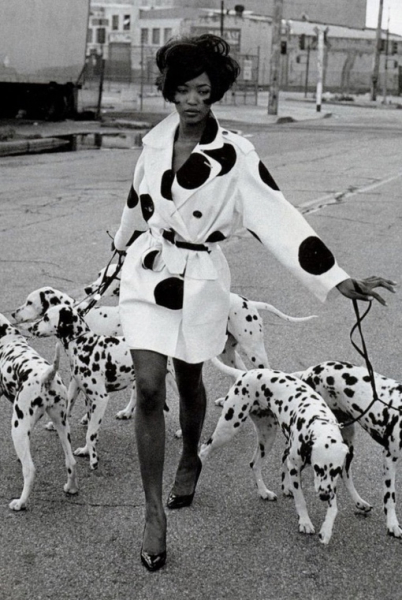 Наоми Кэмпбелл, 1990-е.
..1