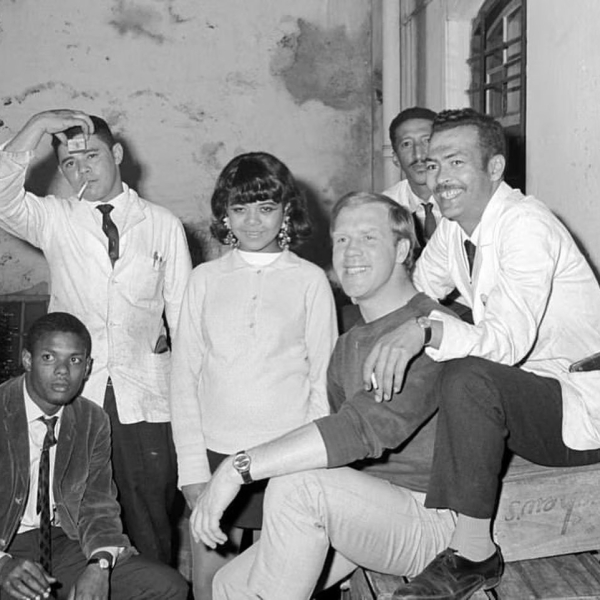 Ночная жизнь в Кейптуане во времена апартеида, конец 1960-х, фото —..0