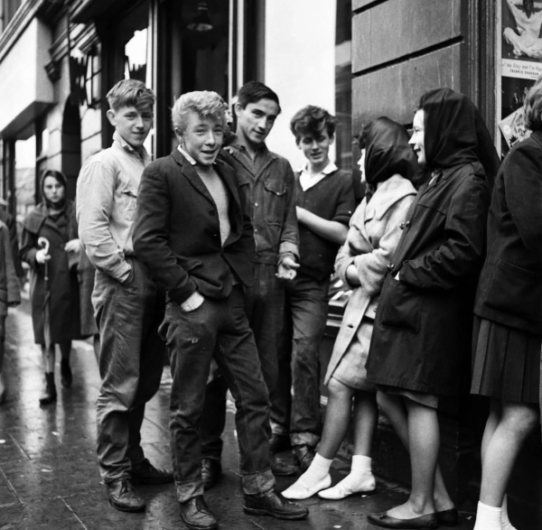 Белфаст и его обитатели, Северная Ирландия, 1960-е.
Больше..3