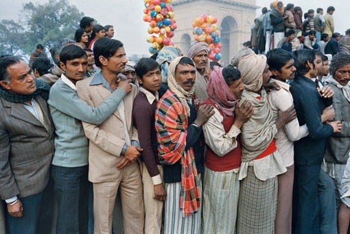 Индия на фотографиях Митча Эпштейна, 1978–1989 годы.
Больше..2