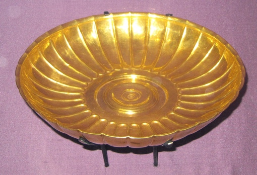 «Бактрийское золото» — золотые изделия, найденные в 1978 году в..5
