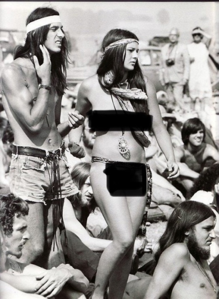 Фестиваль музыки и искусств Woodstock. США , 1969 г .
Больше исторических..0