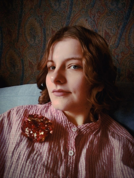 Дорогие друзья! Меня зовут Устинья и я педагог по народному..0