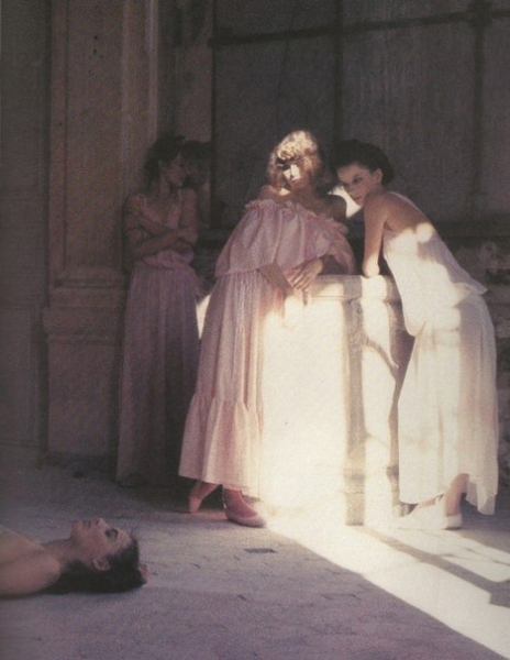 Работы Deborah Turbeville (1932-2013)

Deborah Turbeville - американский модный..1