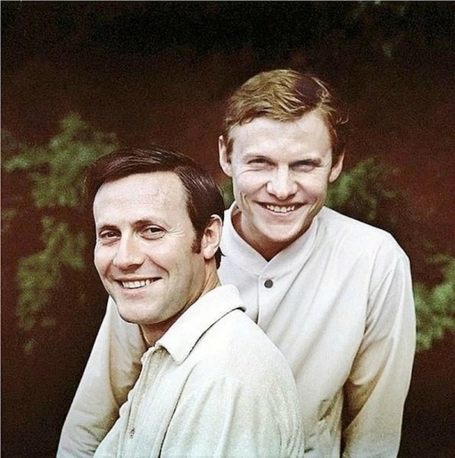 Актёры театра и кино братья Юрий и Виталий Соломины. СССР, конец..0