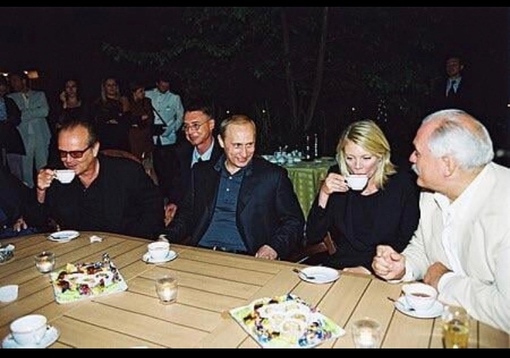 Джек Николсон, Владимир Путин, Пета Уилсон и Никита Михалков на..0